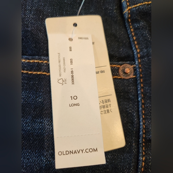 NWT Old Navy Boyfriend Jeans 10 Long - Picture 3 of 6